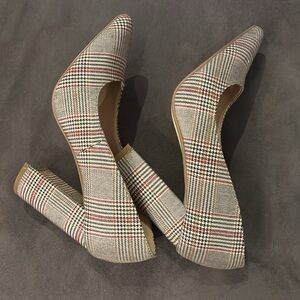 Plaid fabric block heel pumps